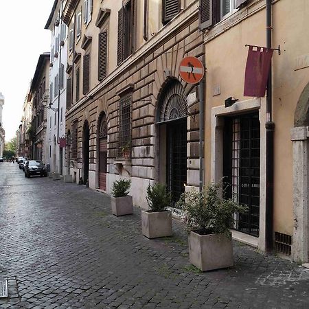 Purple Home Wisteria Rome Bagian luar foto